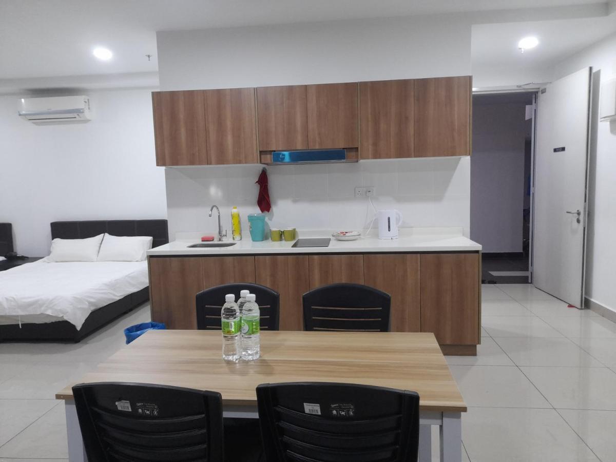 Pacific Towers Star Seksyen 13 Pj Jaya One Parking Pool Kitchen Apartment เปอตาลิงจายา ภายนอก รูปภาพ