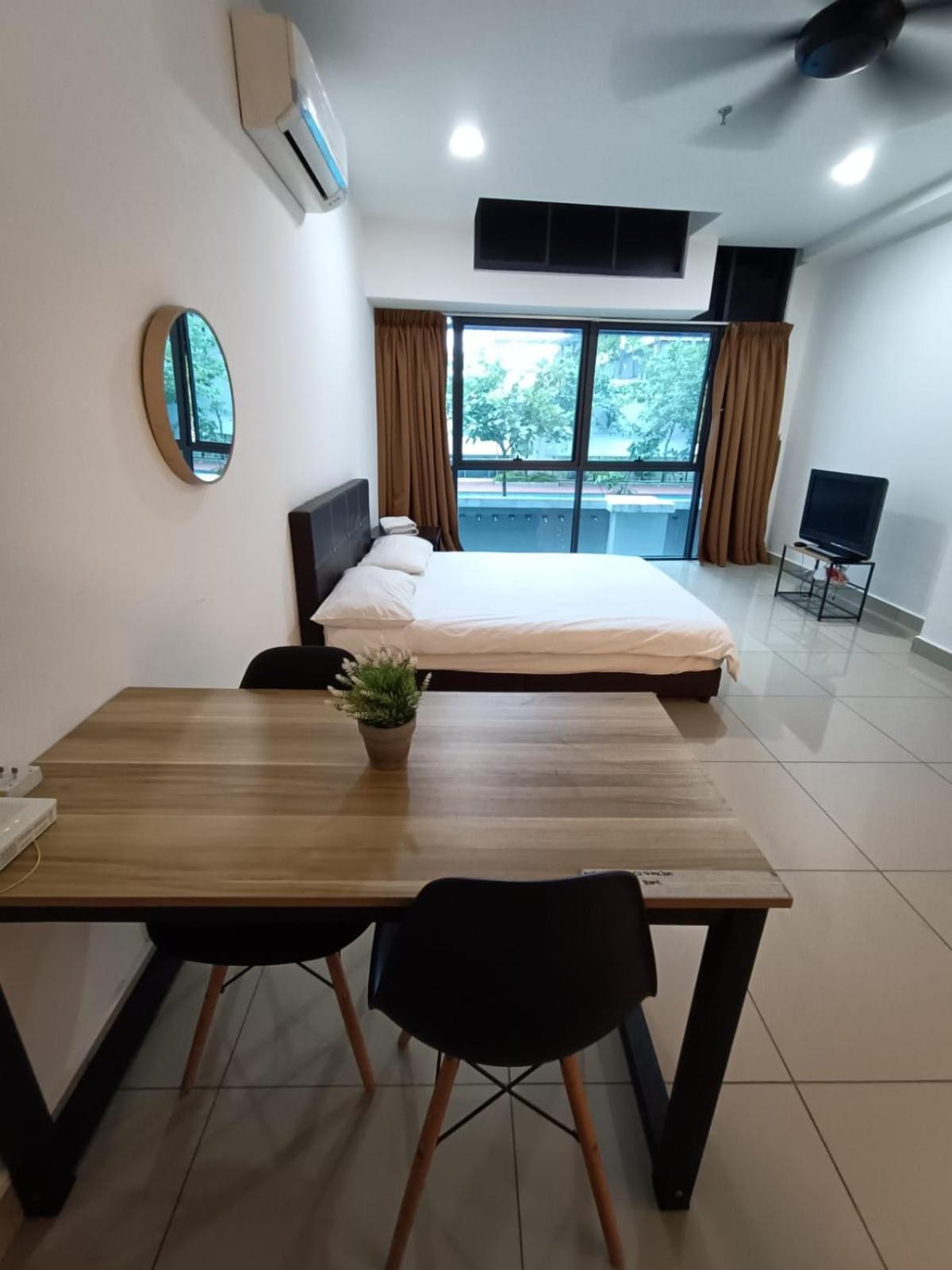 Pacific Towers Star Seksyen 13 Pj Jaya One Parking Pool Kitchen Apartment เปอตาลิงจายา ภายนอก รูปภาพ